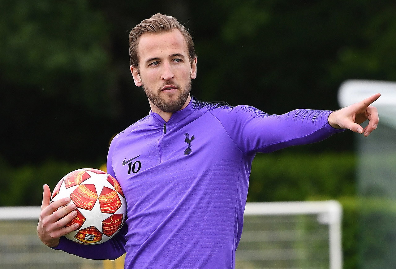 球星换回两 球星换回两