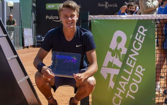 济条件的限 济条件的限