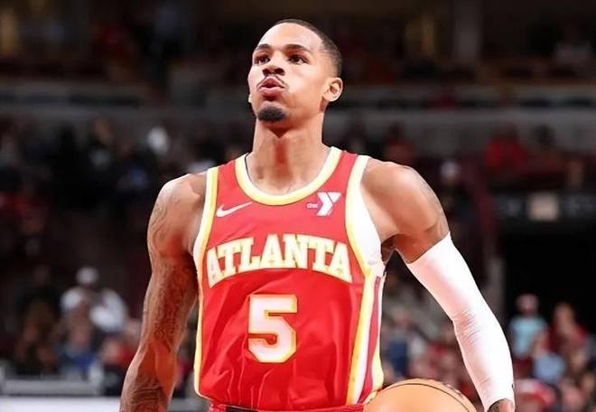 家族成员齐 家族成员齐